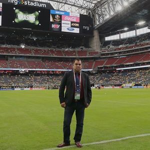 Meet your Posher, Ronald